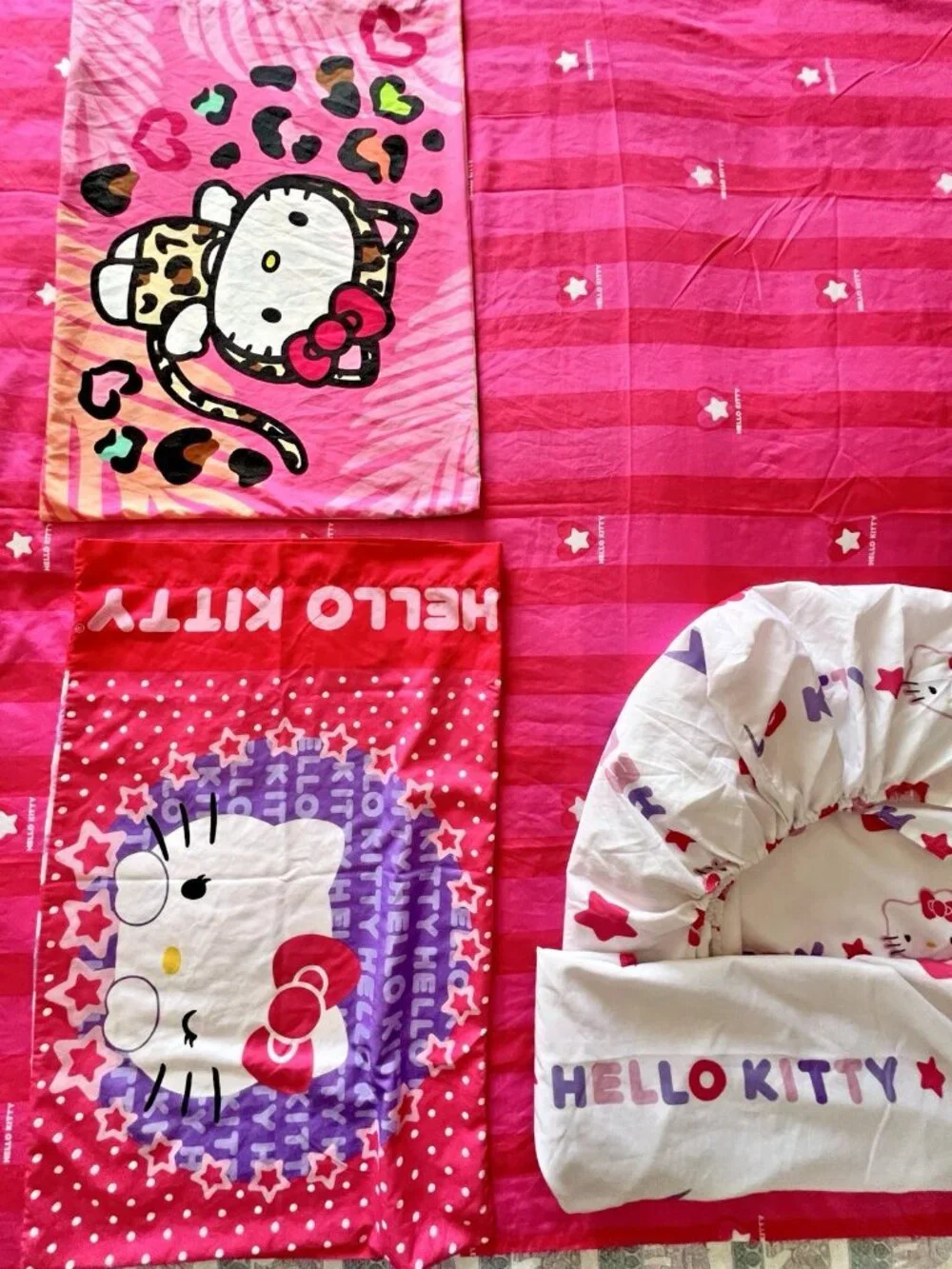 HELLO KITTY 4 Pc Twin Sheet Set Pink White Fitted Flat 2 Pillowcases Kids Rooms